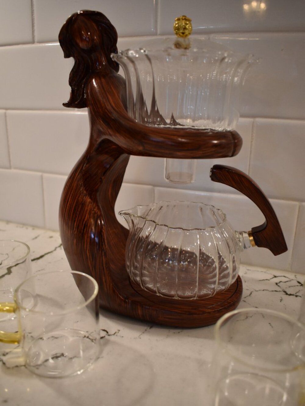 Semi Automatic Gongfu Glass Tea Set Wood Grain Stand Teapot Infuser 6 Gold Cups